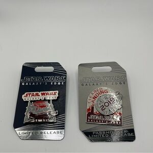 NEW Disney STAR WARS GALAXY'S EDGE Limited Passholder Millennium Falcon Pins Set